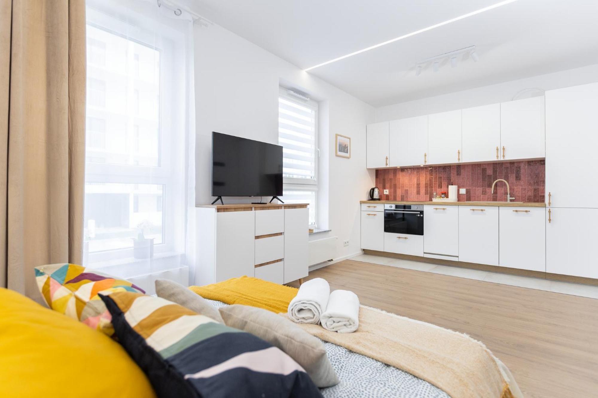 Apartment Oscar, A4 *